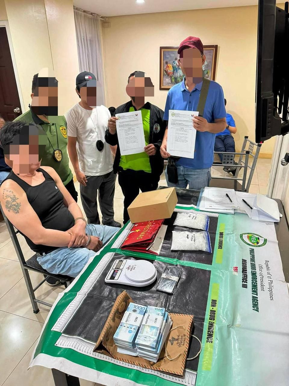 马尼拉毒品打击 马尼拉突袭大毒枭落网 缴获680万比索冰毒