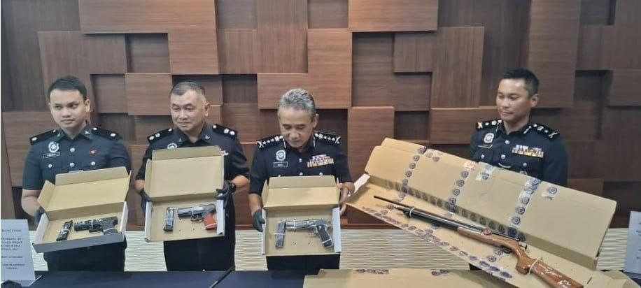 马来西亚新闻 修车员涉走私枪械称“收藏”，警充公5真枪逮捕一人