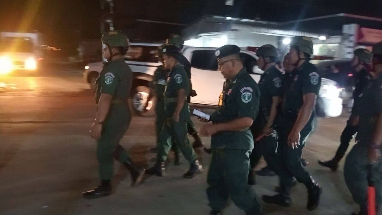 木牌宪兵集结完毕，准备去炸街，兄弟伙们注意些